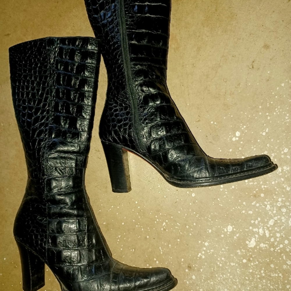 Donald Pliner Boots